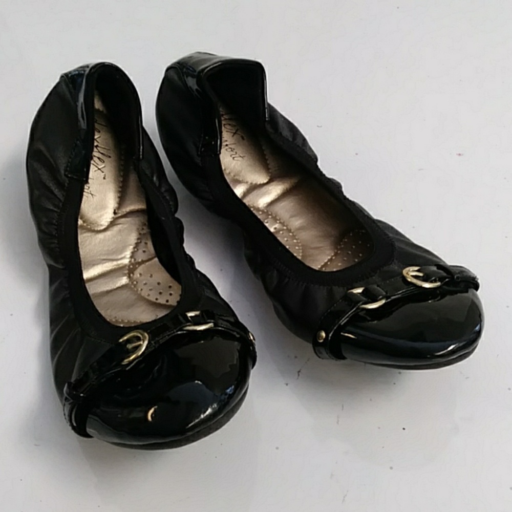 DEXFLEX COMFORT 8.5 woman's flats shiny new black